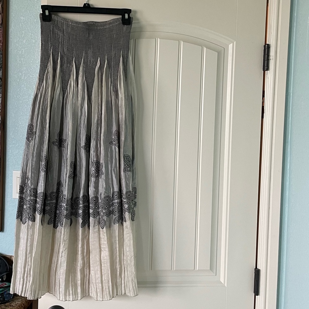 Lapis strapless dress.  Light weight and impossible to wrinkle!  Really cute!